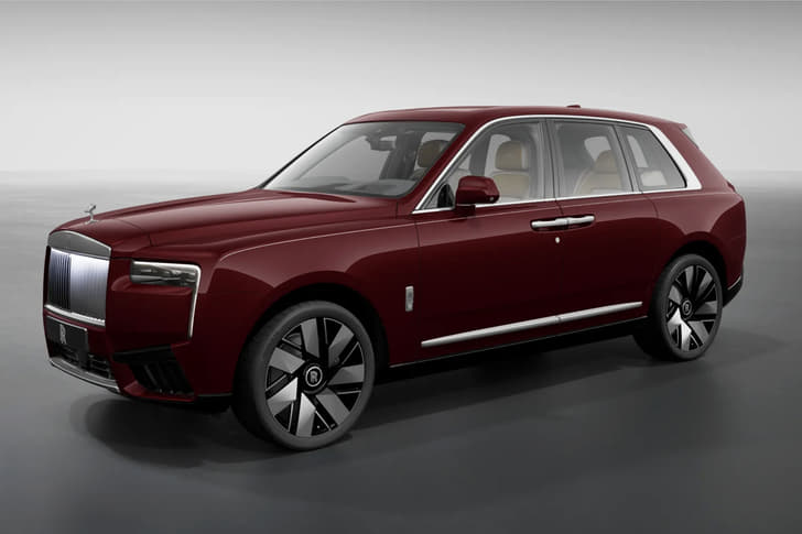 Rolls Royce Cullinan Color Scala Red Rolls Royce Cullinan Color Scala Red